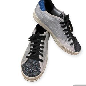 EUC P448 John Low Top Sneaker